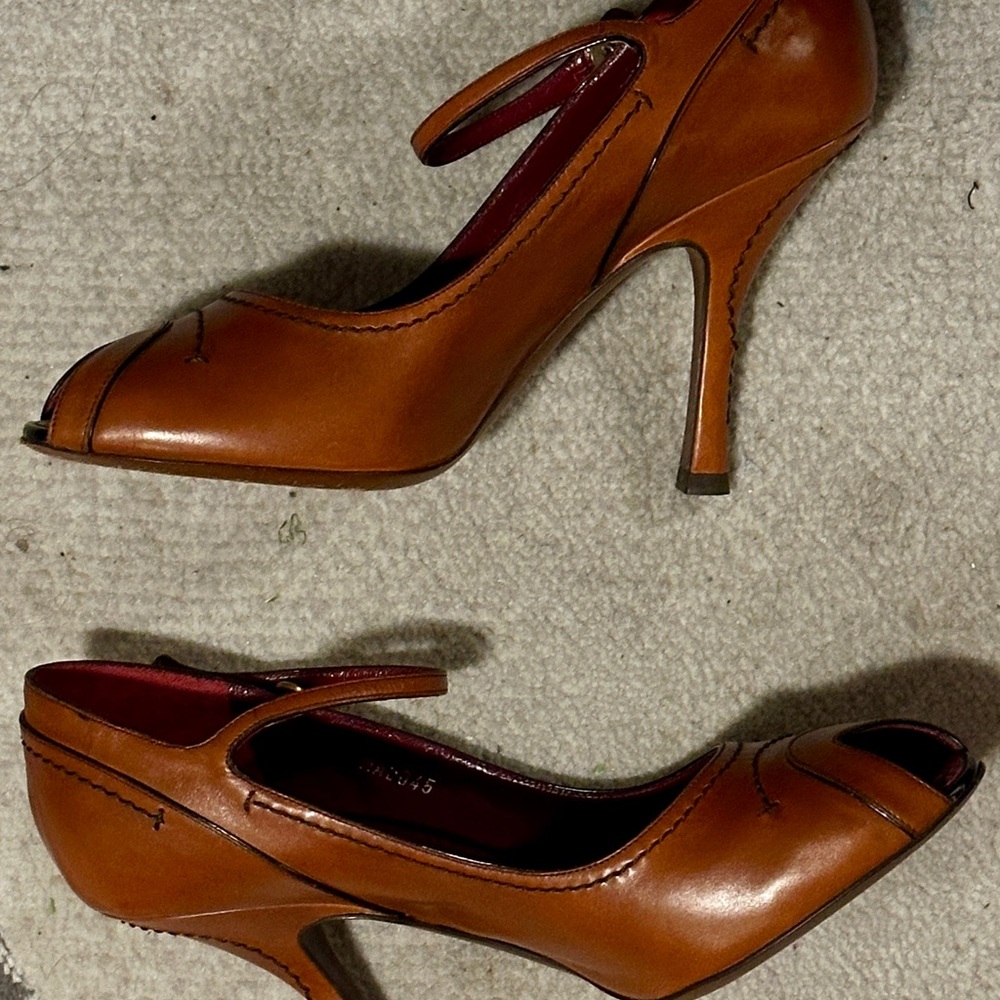LOUIS VUITTON Drouot Open Toe Pump in Cognac Calf Leather - EXCELLENT SHAPE - Picture 8 of 15